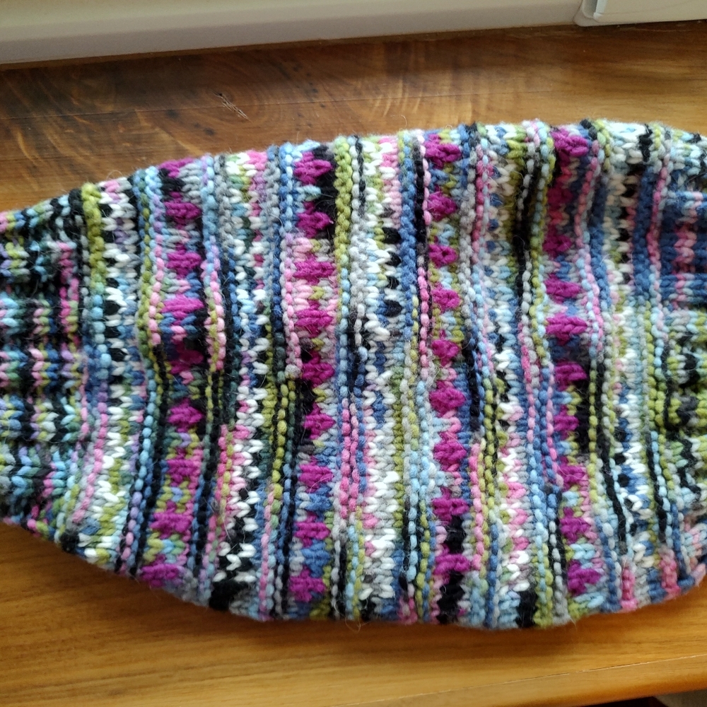 Chilly Dog 100% Wool Sweater Purple Woodstock style